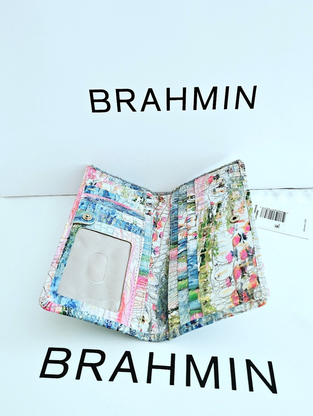 NWT Brahmin STAYCATION Ady Wallet - Picture 3 of 12